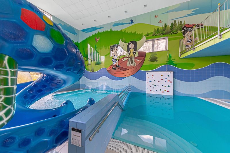 Bazén s lezeckou stenou v MiniMe Aqua fun